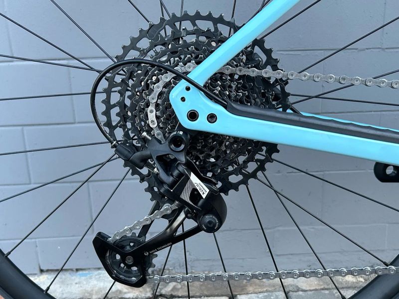 kolo Specialized Diverge Sport Carbon velikost 54 cm