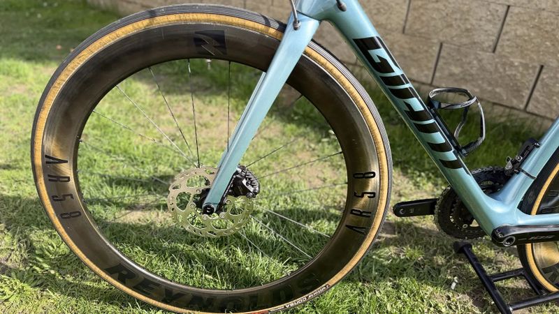 Giant TCR Advanced Di2, vel. M/L