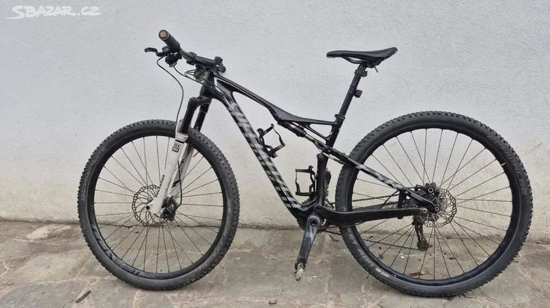 Specialized epic carbon marathon, M, p.c 180tis