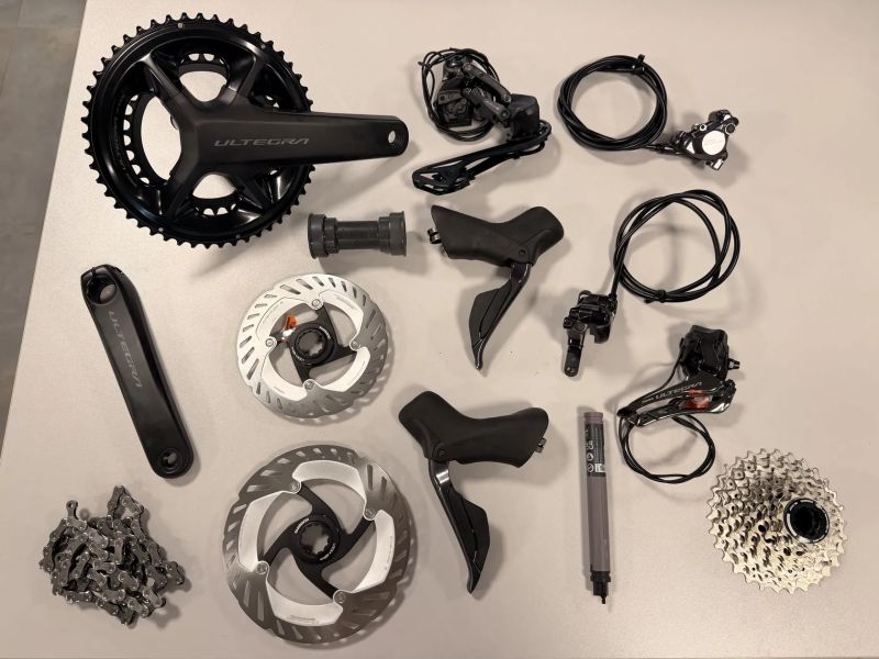 Sada Shimano Ultegra Di2 R8170