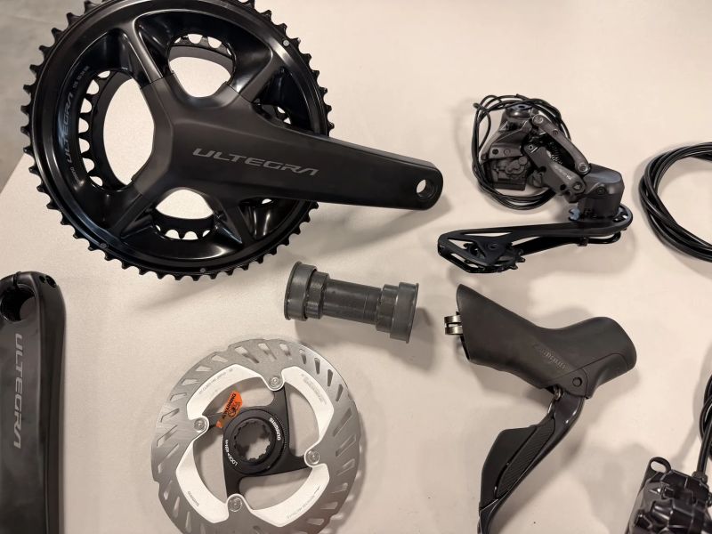 Sada Shimano Ultegra Di2 R8170