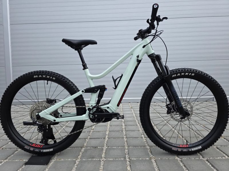 Elektrokolo Moustache Samedi Wide 625Wh Bosch Performance CX 27,5" velikost S