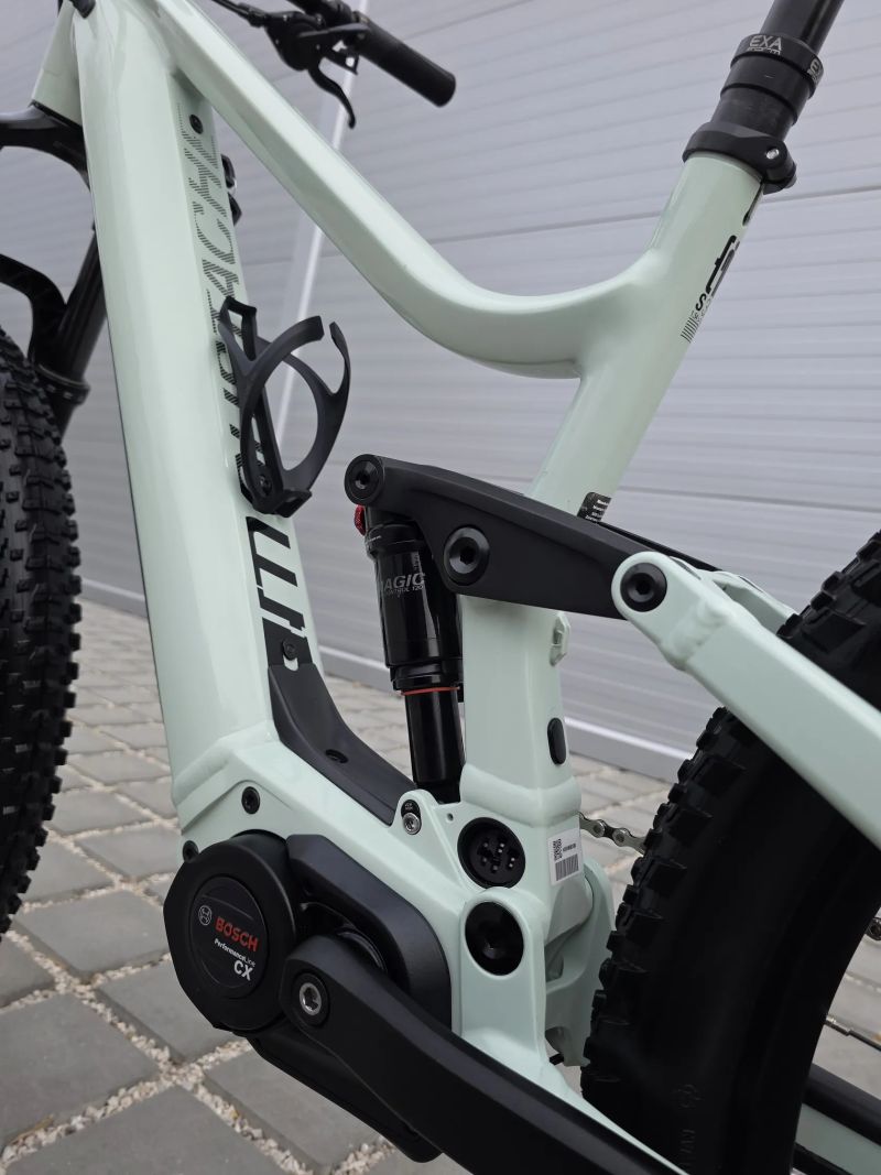 Elektrokolo Moustache Samedi Wide 625Wh Bosch Performance CX 27,5" velikost S