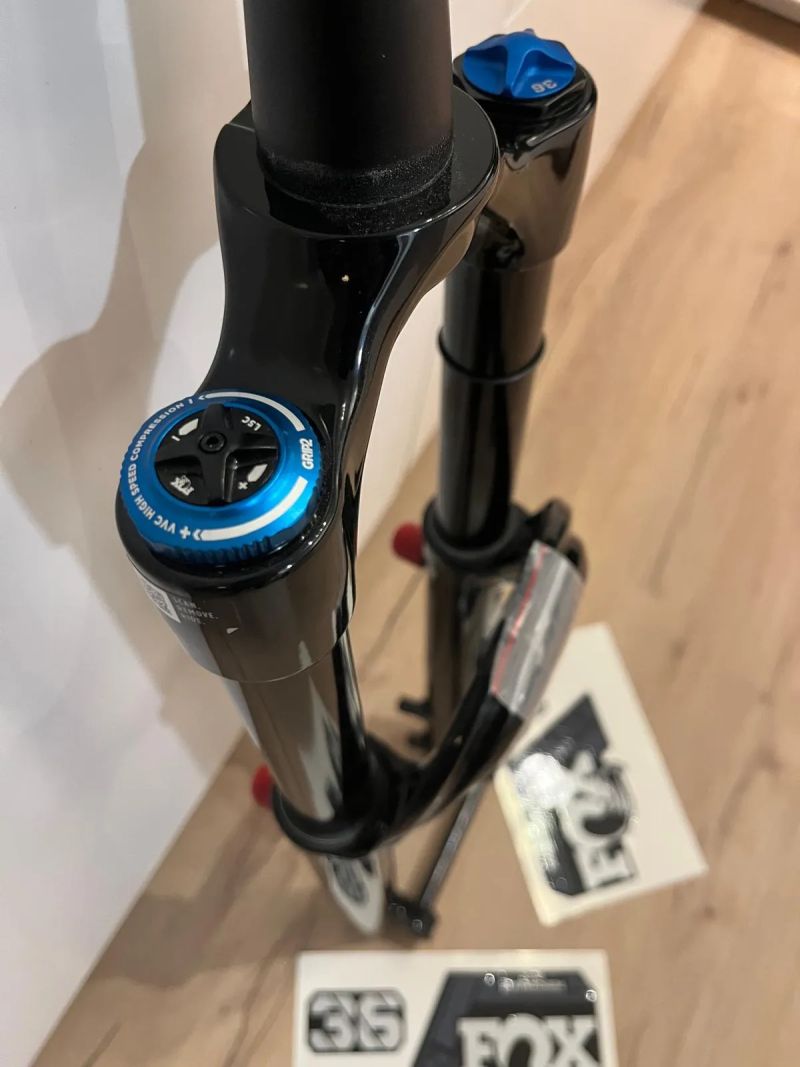 Nové Fox 36 Elite Grip2 - 29