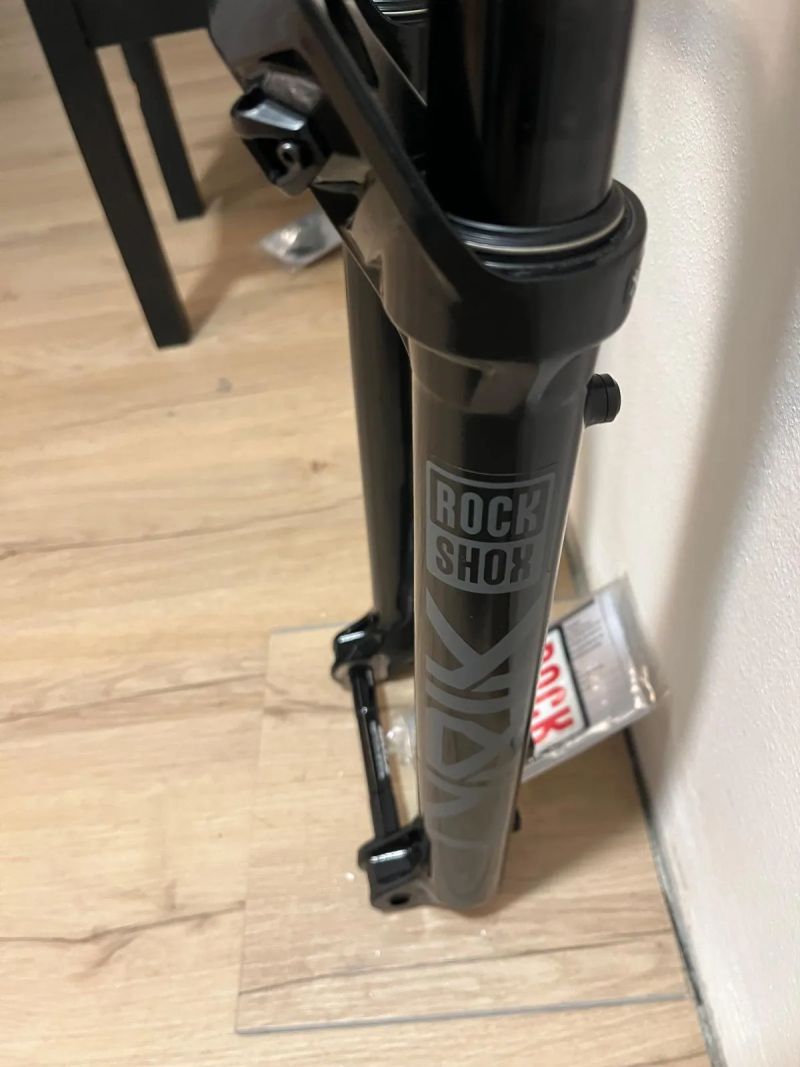 Novy RockShox Lyrik Select 29 - 160mm