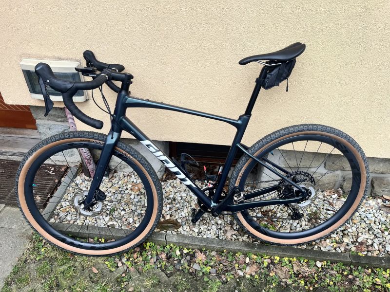 Giant Revolt 0 L 2021