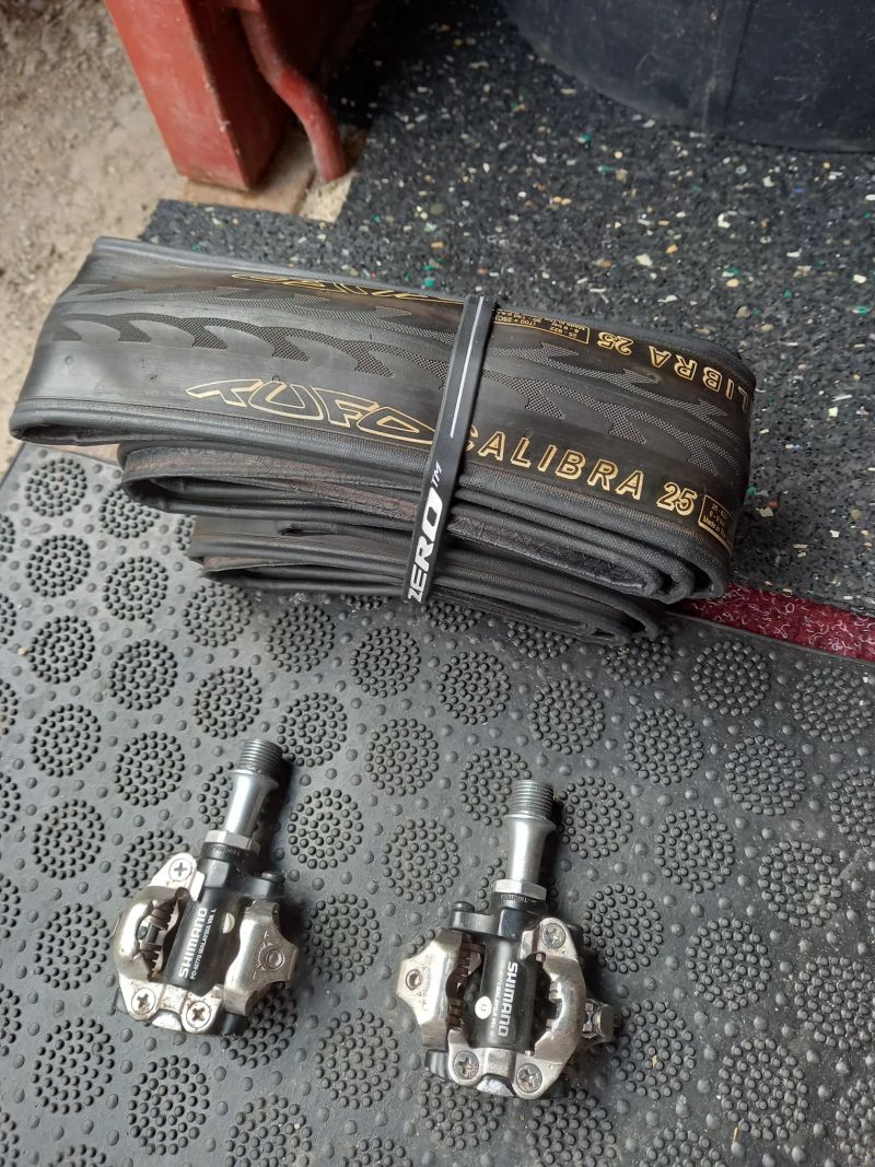 Tufo pláště nové 