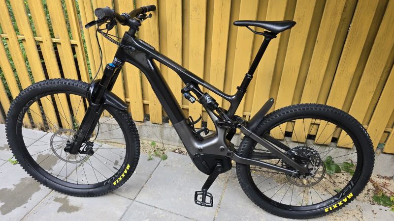 SPECIALIZED TURBO LEVO EXPERT CARBON