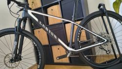 Canyon Exceed CF SLX Pro Race / vel.M / Eagle X01 / 9kg