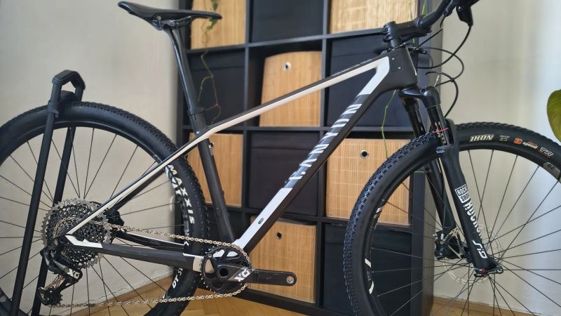 Canyon Exceed CF SLX Pro Race / vel.M / Eagle X01 / 9kg