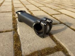 Silniční představec Specialized 110mm 7st.