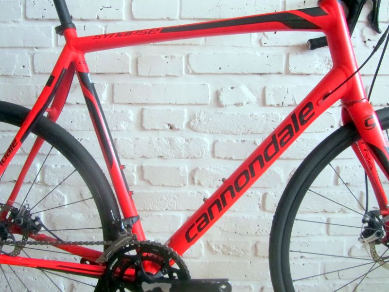 CANNONDALE SYNAPSE na Shimano TIAGRA, 61cm. 1ROK ZÁRUKA