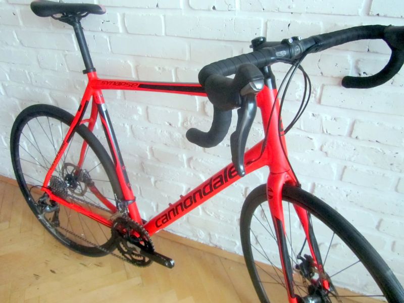 CANNONDALE SYNAPSE na Shimano TIAGRA, 61cm. 1ROK ZÁRUKA