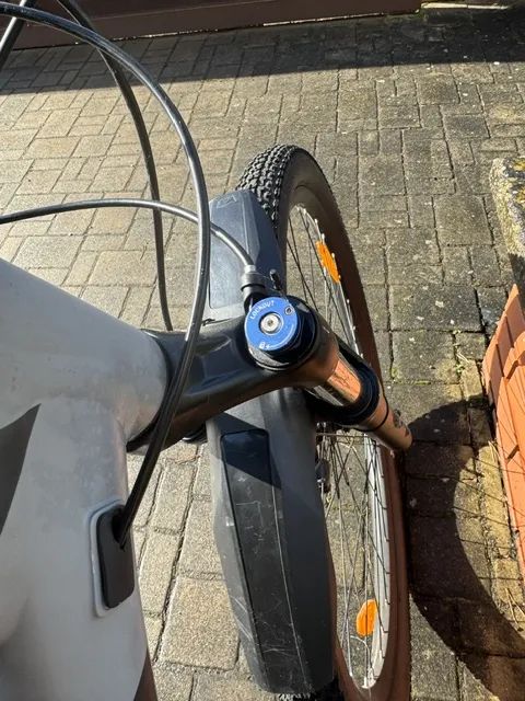 Giant Talon 29" – výborný stav, výbava (nosič, blatníky)