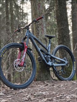 YT Industries Jeffsy