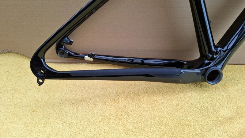 KTM Myroon - karb. rám - vel. M