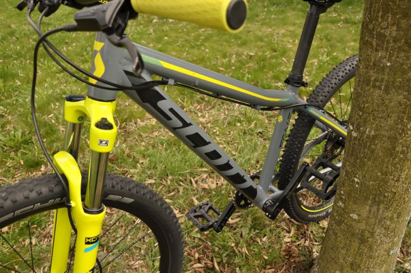 Dětské/juniorské kolo Scott Scale JR 26 