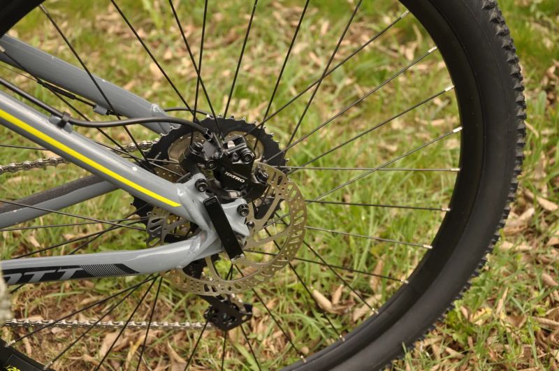 Dětské/juniorské kolo Scott Scale JR 26 