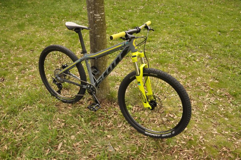 Dětské/juniorské kolo Scott Scale JR 26 