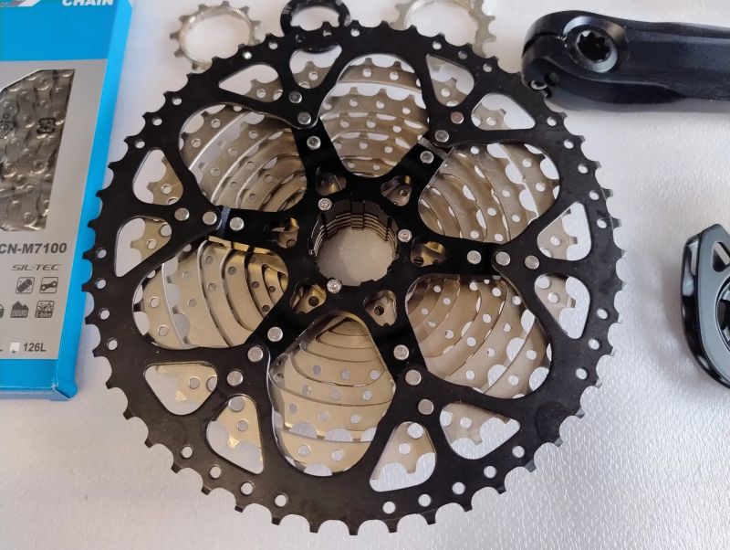 Shimano SLX M7100 sada (HG kazeta)