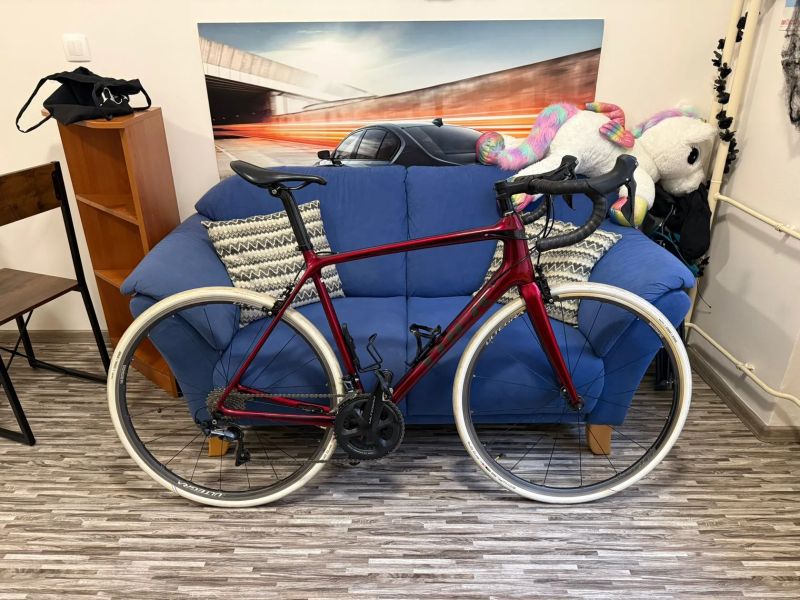 Trek Emonda SL6 - karbonová silnice – Vel. 58, Ultegra, Powermeter