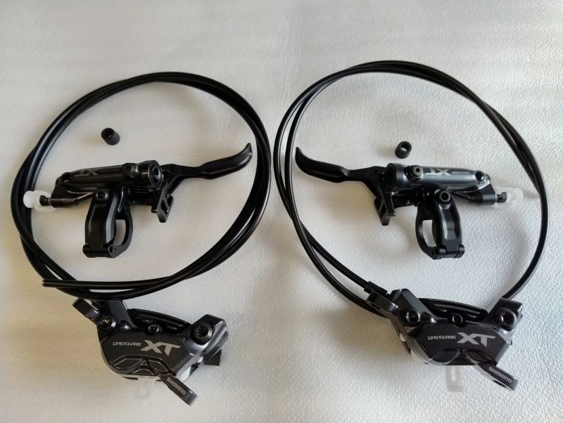 Shimano XT BR-M8220 (s chladičem) - pár