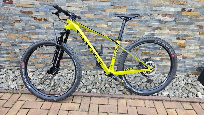 Ghost Lector Karbon, stav nového kola, na výšku 140 až 160cm