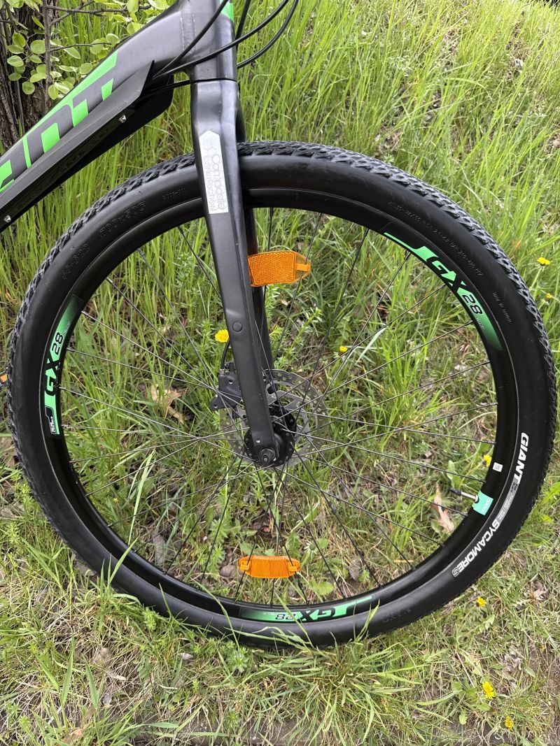 Giant ToughRoad SLR 2