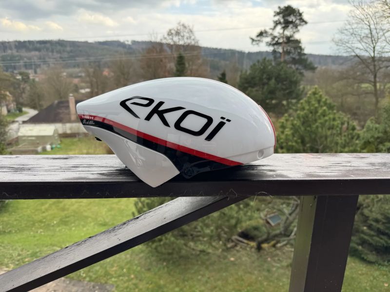 Přilba na časovku Ekoi