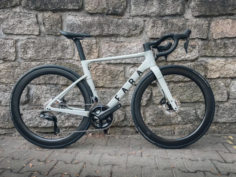 Silniční kola FARA Road Performance - 51cm / 7,5kg