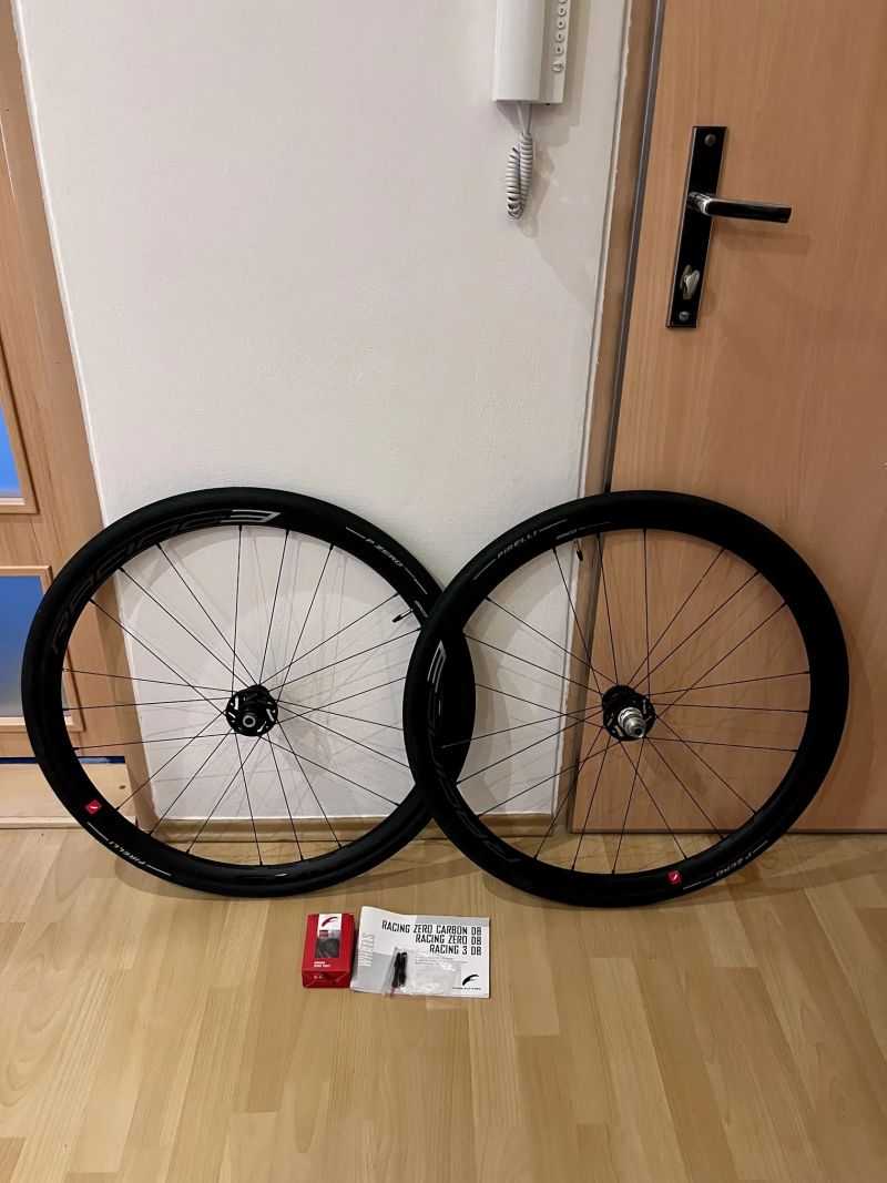 Prodám zapletená kola Fulcrum Racing 3 DB