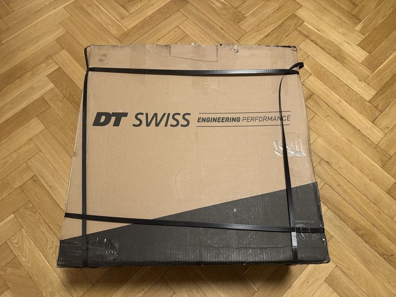 DT Swiss HX 1700 Spline 29", ořech SRAM XD, Centerlock, náboj DT 350 Hybrid, nová, záruka 2 roky