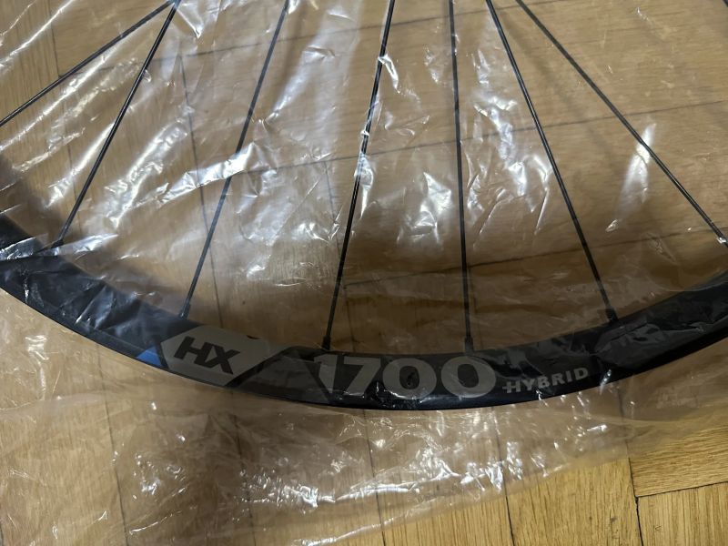 DT Swiss HX 1700 Spline 29", ořech SRAM XD, Centerlock, náboj DT 350 Hybrid, nová, záruka 2 roky