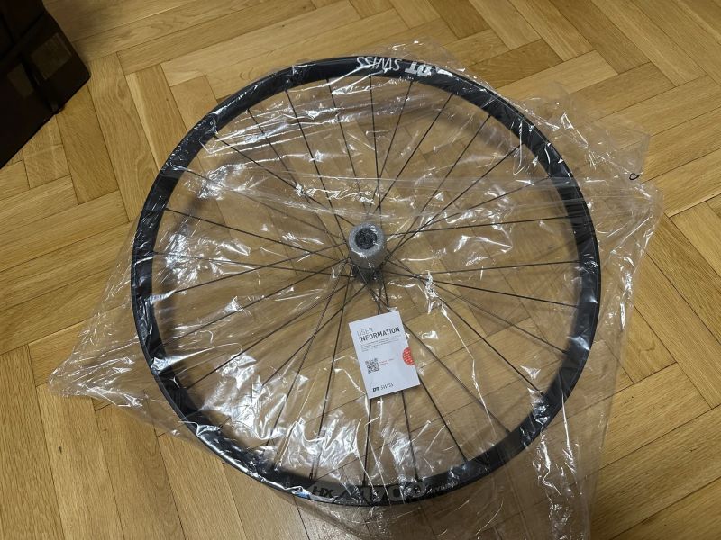 DT Swiss HX 1700 Spline 29", ořech SRAM XD, Centerlock, náboj DT 350 Hybrid, nová, záruka 2 roky