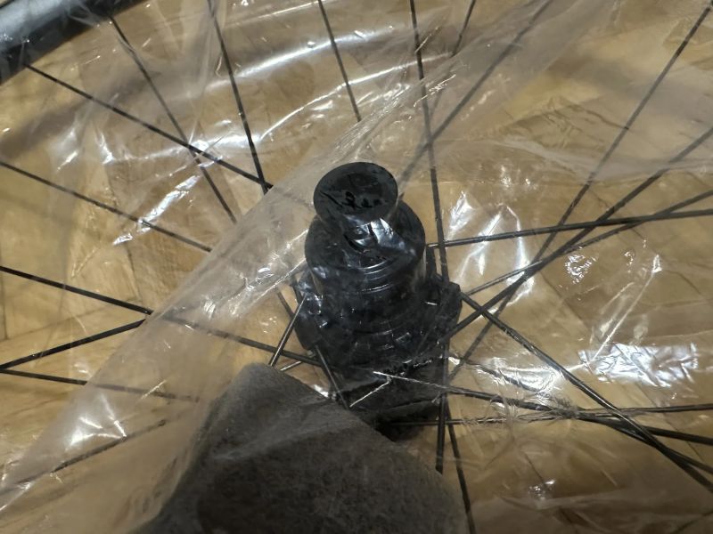 DT Swiss HX 1700 Spline 29", ořech SRAM XD, Centerlock, náboj DT 350 Hybrid, nová, záruka 2 roky