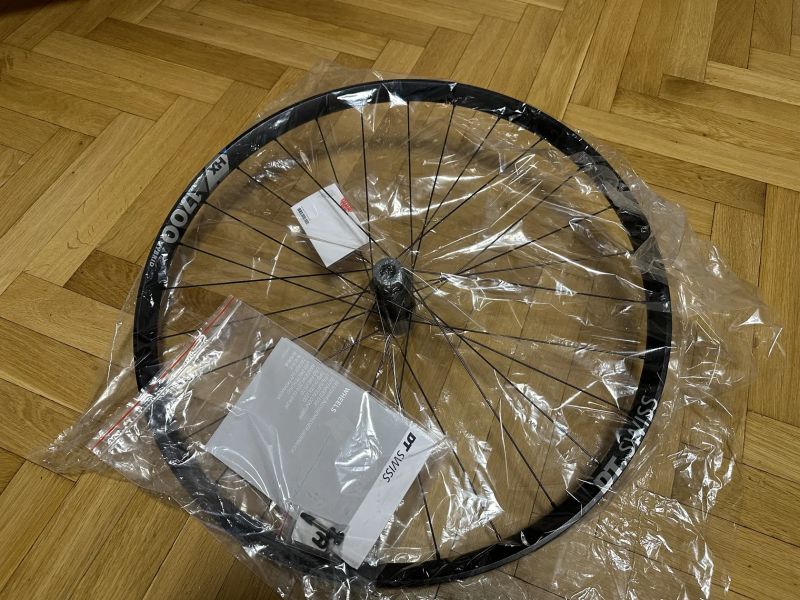 DT Swiss HX 1700 Spline 29", ořech SRAM XD, Centerlock, náboj DT 350 Hybrid, nová, záruka 2 roky