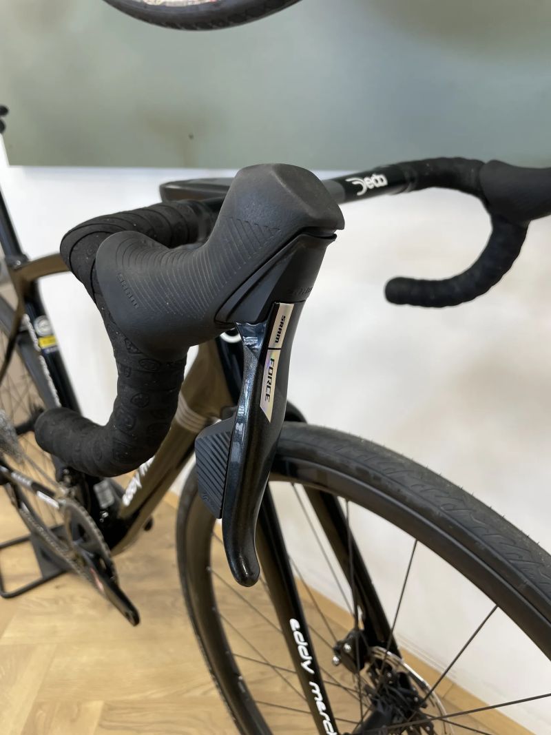 Eddy Merckx 525 Rival/Force AXS 