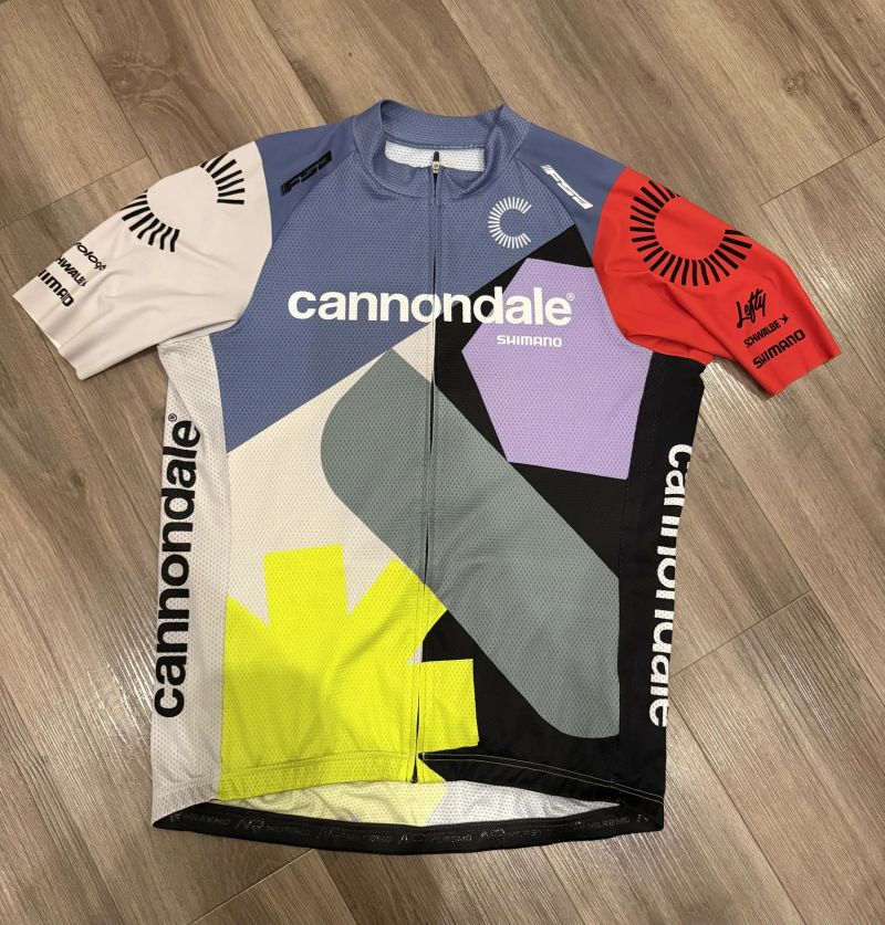 Cyklo dresy Kallas, Cannndale L