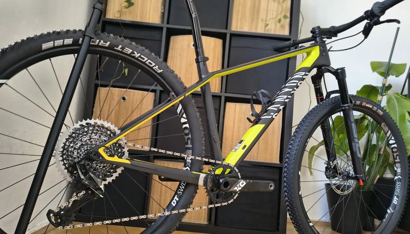 Canyon Exceed CF SLX Pro Race yellow / vel.M / Eagle X01 / 9kg