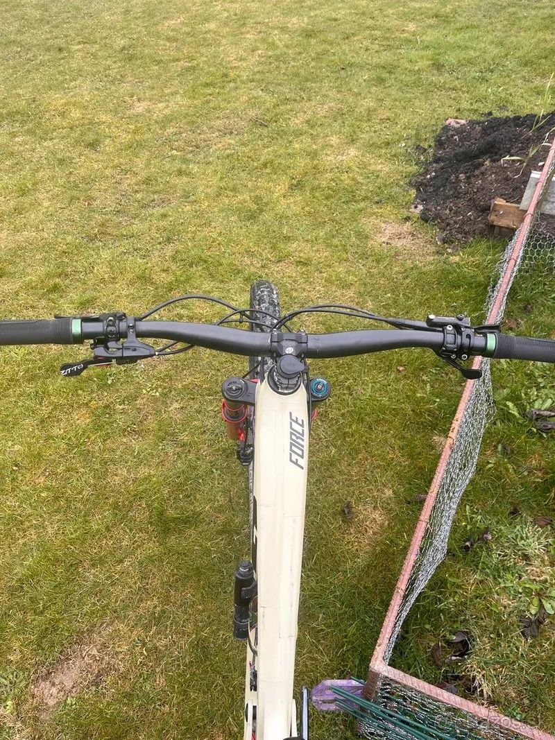 GT Force Carbon custom