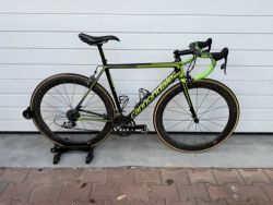 Cannondale SuperSix EVO Hi-Mod 6.1 kg, SRAM RED22, Easton EC90 55 karbonova kola, SLEVA