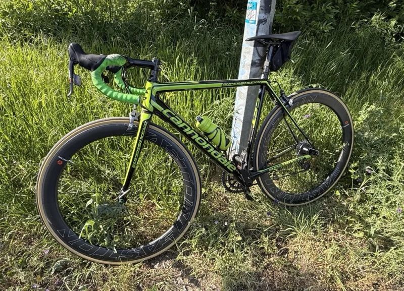 !! 5,8 kg !! Cannondale SuperSix EVO Hi-Mod vel.52, SRAM RED22, Easton EC90 55 karbonova kola, SLEVA