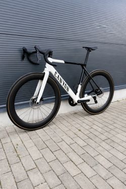 Canyon Ultimate CF SL 7 + Wattmeter