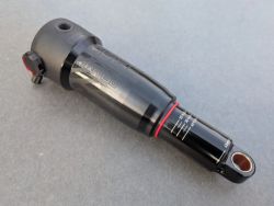 tlumič RockShox Deluxe Select 165x45 mm