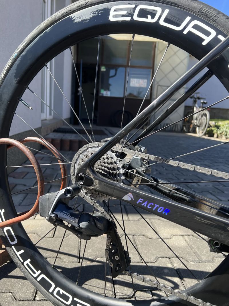 Factor Ostro VAM vel. 54 cm 