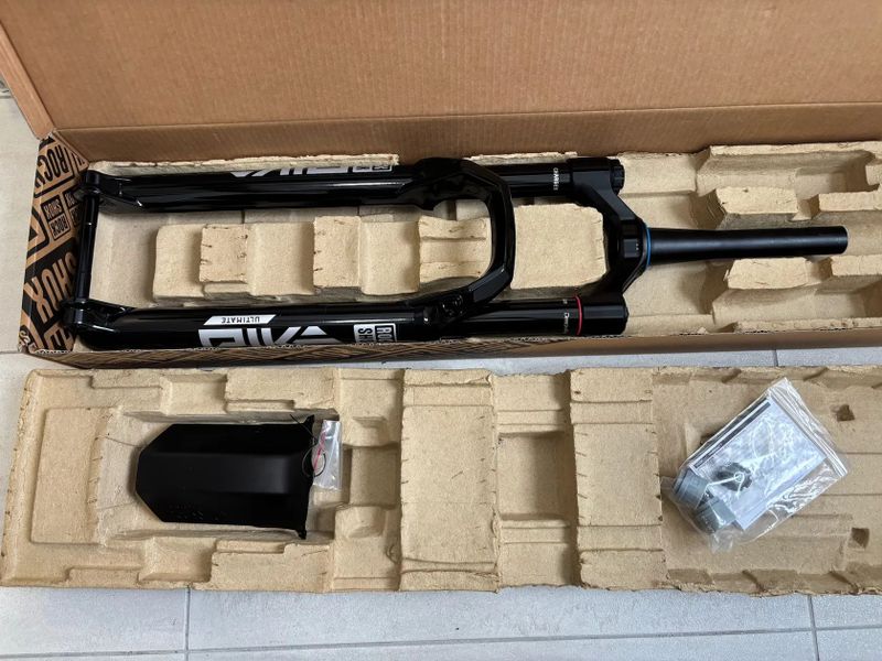 RockShox Pike Ultimate Charger 3.1 RC2 29" 130mm