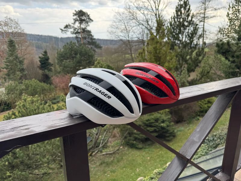 Přilby Bontrager Circuit Wavecell