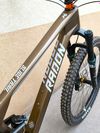 Radon SLIDE TRAIL 8.0 CF Carbon vel. M zdvihy 150/150 mm TOP STAV