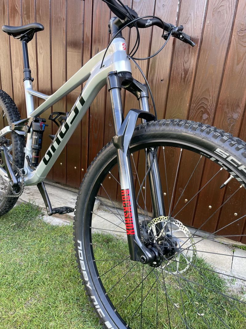 Ghost Slamr Base 2021