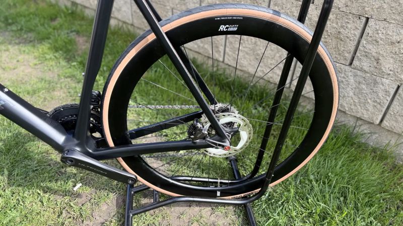 Rose REVEAL, vel. XXL, váha 7,5kg